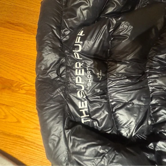 Aritzia Black Puffer Jacket - Picture 2 of 4